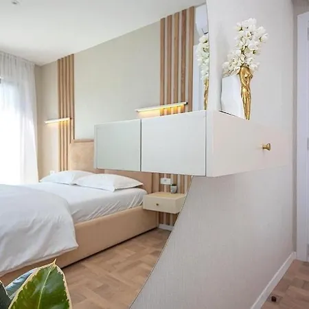 Apartman Terrace Square View *