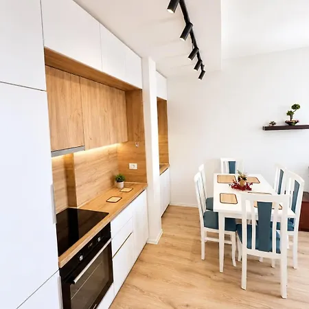 Terrace Square View Apartment